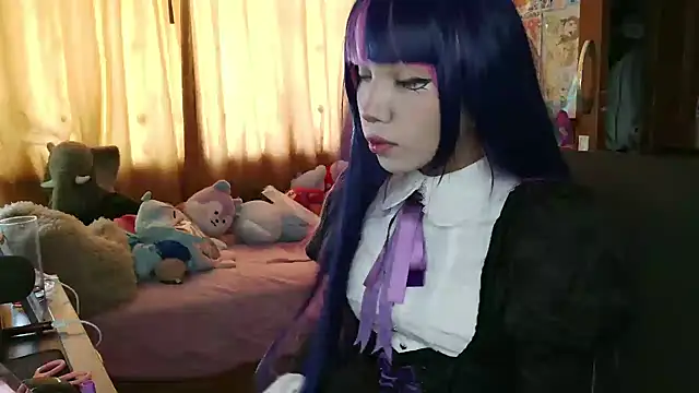 Terraelowen online show from April 21, 2026, 3:50 pm