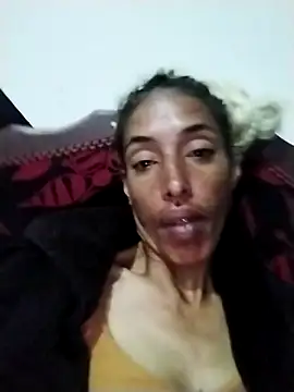 Snapshot of catrina_love chatting on April 2, 2026, 12:03 pm catrina love online show from April 2, 2026, 12:03 pm