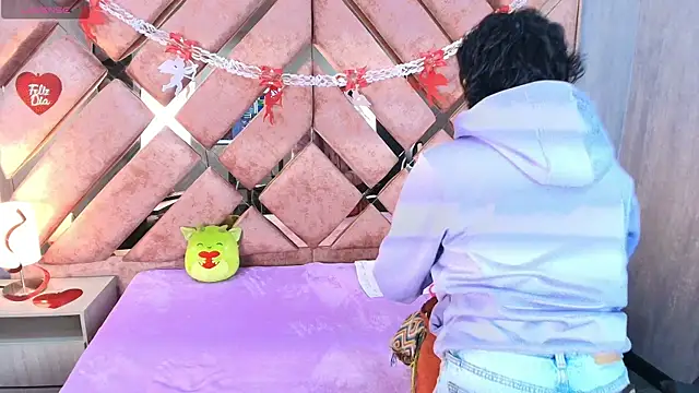 Babyyrasta666 online show from September 20, 2025, 4:02 am