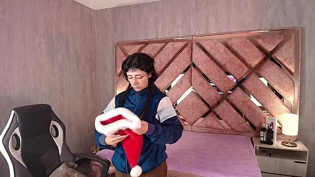 Babyyrasta666 online show from December 14, 2025, 4:40 am