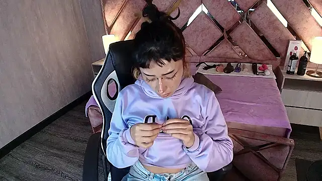 Babyyrasta666 online show from February 4, 2026, 3:12 am