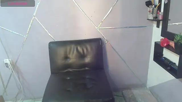 Snapshot of sexcouple_sin chatting on June 1, 2026, 2:30 pm sexcouple sin online show from June 1, 2026, 2:30 pm