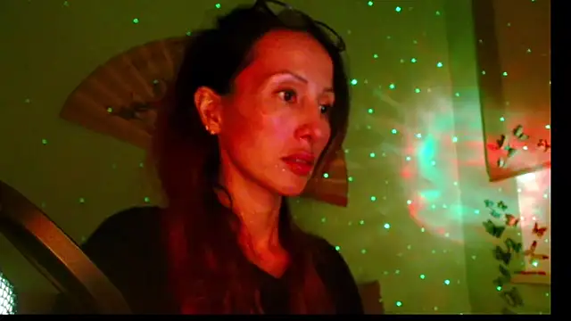 KiotoShine online show from September 19, 2025, 6:52 pm