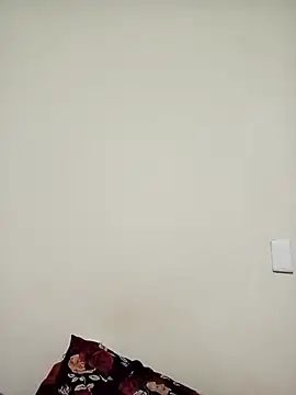 Snapshot of SEXYMOANSXX chatting on November 4, 2025, 5:23 pm SEXYMOANSXX online show from November 4, 2025, 5:23 pm