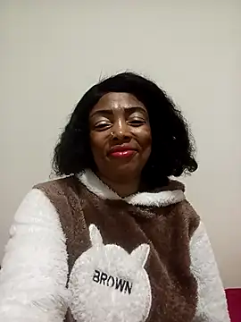 Snapshot of SEXYMOANSXX chatting on November 7, 2025, 4:56 am SEXYMOANSXX online show from November 7, 2025, 4:56 am