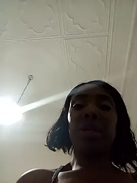 Snapshot of SEXYMOANSXX chatting on January 14, 2026, 10:36 pm SEXYMOANSXX online show from January 14, 2026, 10:36 pm