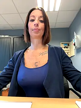 Snapshot of spycyfanny chatting on October 21, 2025, 6:25 am spycyfanny online show from October 21, 2025, 6:25 am