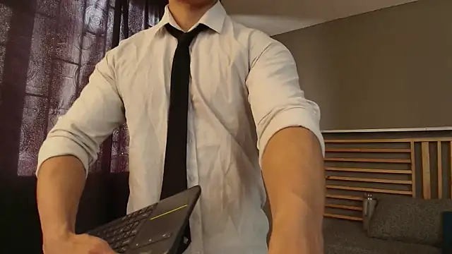 PaulEvens online show from April 8, 2026, 2:28 pm