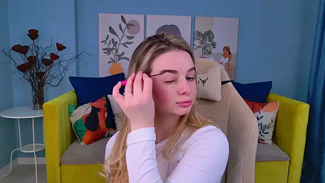 SweetyLicky online show from March 14, 2026, 4:12 pm