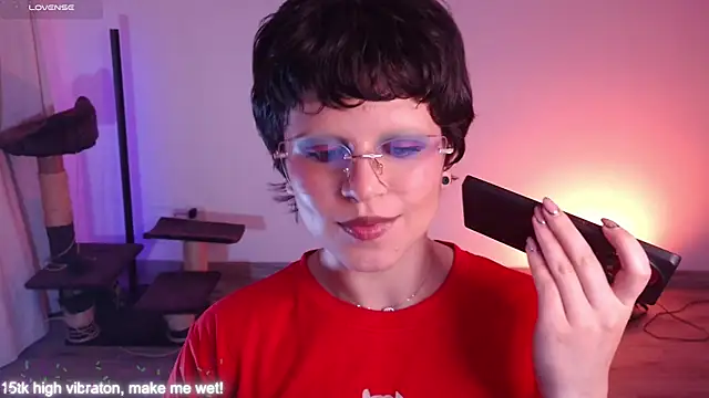 marsearth22  online show from September 9, 2025, 12:43 am