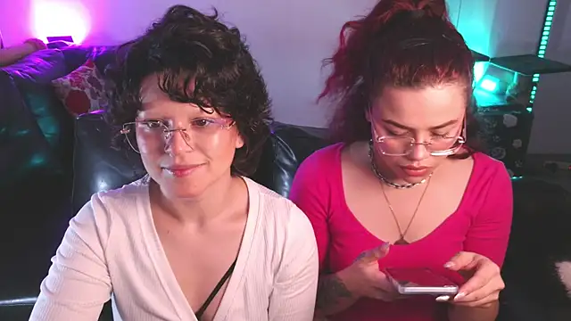 marsearth22  online show from January 7, 2026, 1:08 am