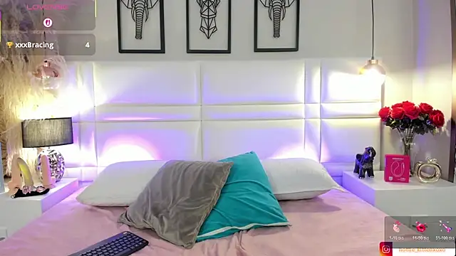 Viollet xoxo online show from November 20, 2025, 8:08 pm