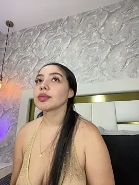 Snapshot of MiaFarkash chatting on May 13, 2026, 6:16 pm MiaFarkash online show from May 13, 2026, 6:16 pm