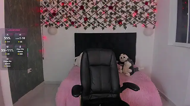 Snapshot of Leonor_jhonsom chatting on October 7, 2025, 3:14 am Leonor jhonsom online show from October 7, 2025, 3:14 am