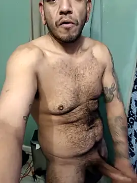 Snapshot of Mikelawrryy24_ chatting on November 24, 2025, 3:34 pm Mikelawrryy24 online show from November 24, 2025, 3:34 pm