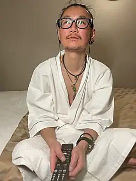 uta002418 online show from July 19, 2026, 1:59 pm