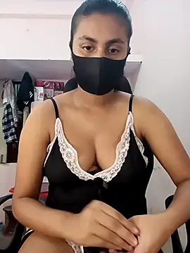 hotmanshi online show from October 4, 2025, 6:50 pm