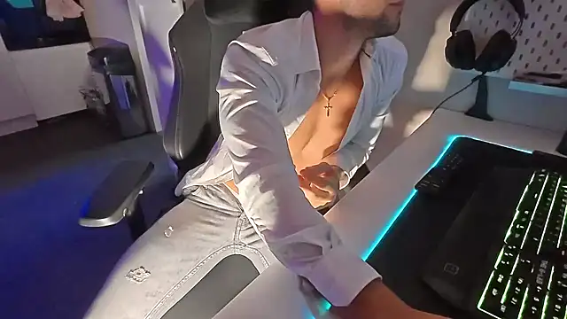 boiteasex online show from September 13, 2025, 3:34 pm