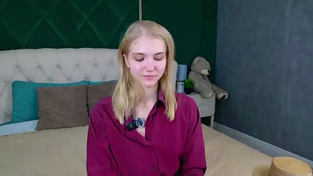 Snapshot of 4example_Chloe chatting on July 14, 2026, 5:34 am 4example Chloe online show from July 14, 2026, 5:34 am