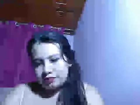 nina kisslove online show from November 18, 2025, 8:35 pm