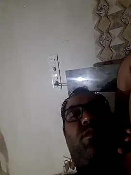 Hot-boy077 online show from October 18, 2025, 7:14 pm