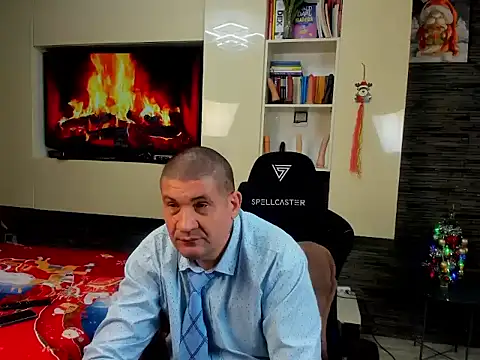 Snapshot of SpartacusDaddy48 chatting on January 9, 2026, 11:13 am SpartacusDaddy48 online show from January 9, 2026, 11:13 am