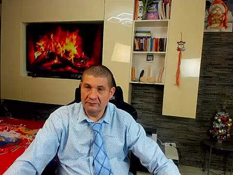 Snapshot of SpartacusDaddy48 chatting on January 13, 2026, 7:02 am SpartacusDaddy48 online show from January 13, 2026, 7:02 am