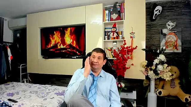 SpartacusDaddy48 online show from March 27, 2026, 12:16 pm