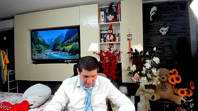Snapshot of SpartacusDaddy48 chatting on June 2, 2026, 6:26 am SpartacusDaddy48 online show from June 2, 2026, 6:26 am