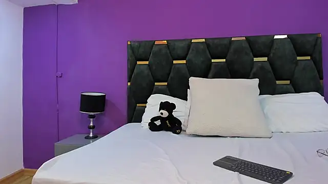 Abby-campbel online show from April 20, 2026, 10:33 pm