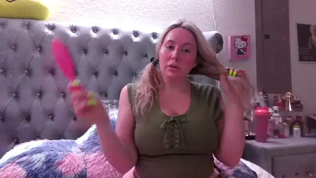 BigBoobsBlair online show from September 16, 2025, 5:41 am