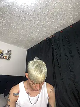 KinkyLatinCock online show from December 14, 2025, 6:41 am