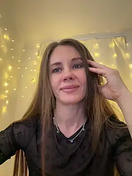 LucieMack online show from February 20, 2026, 5:13 pm