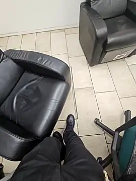 Snapshot of flirt_23 chatting on February 9, 2026, 3:05 pm flirt 23 online show from February 9, 2026, 3:05 pm