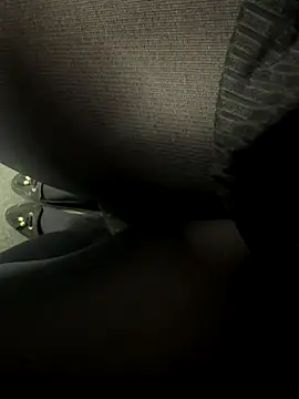 HiddenHoneyLDN online show from September 9, 2025, 9:09 am