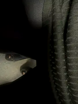 HiddenHoneyLDN online show from September 25, 2025, 2:32 pm