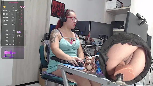 Snapshot of leidydi223 chatting on November 26, 2025, 2:23 am leidydi223 online show from November 26, 2025, 2:23 am