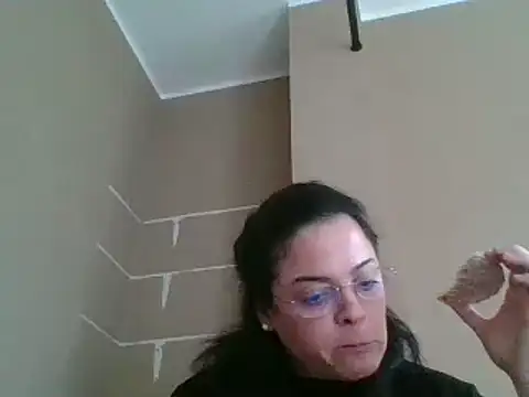Snapshot of ITALIANASISIXX chatting on May 11, 2026, 7:14 am ITALIANASISIXX online show from May 11, 2026, 7:14 am