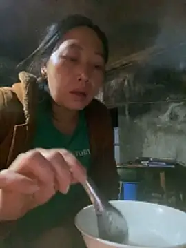 Lai005 online show from February 11, 2026, 5:23 am