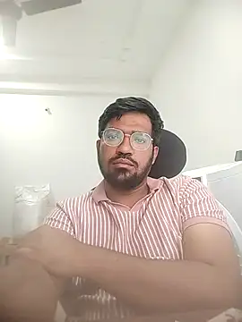 Snapshot of Shamsunderankura chatting on October 27, 2025, 10:52 am Shamsunderankura online show from October 27, 2025, 10:52 am