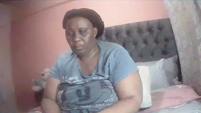 HUGEASSXXXXX online show from March 22, 2026, 4:27 am