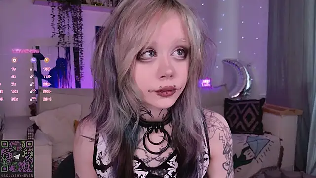 Lollyshy online show from February 25, 2026, 8:24 am