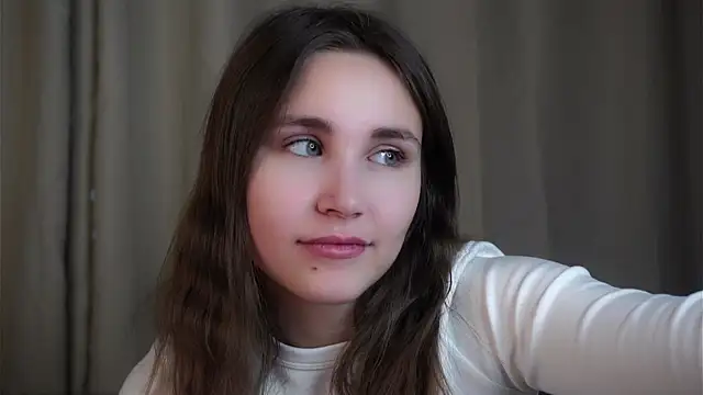 EthalFlowers online show from November 5, 2025, 2:11 am