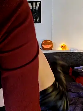 Snapshot of Squirtingcouple9094 chatting on October 31, 2025, 8:04 am Squirtingcouple9094 online show from October 31, 2025, 8:04 am