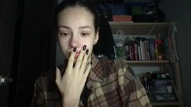 Yuna5343 online show from October 13, 2025, 8:53 pm