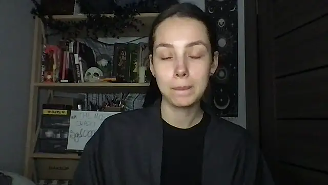 Yuna5343 online show from February 13, 2026, 9:55 pm