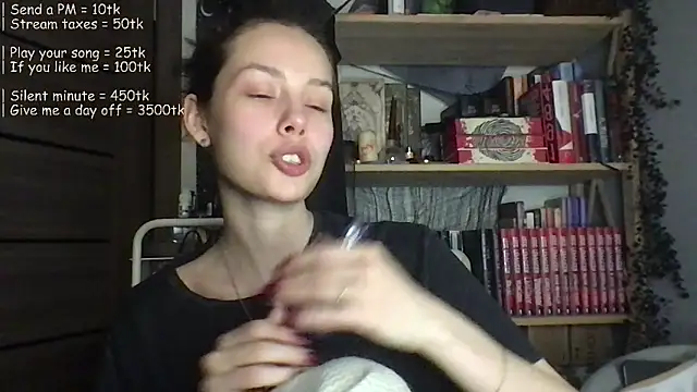 Yuna5343 online show from May 21, 2026, 9:11 pm