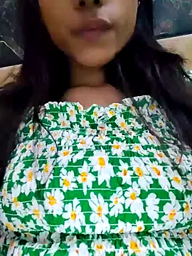 Nancy-queen online show from April 11, 2026, 9:35 am