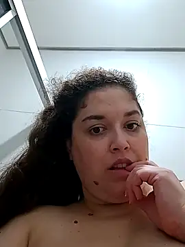 Snapshot of valkiriabbw chatting on April 25, 2026, 2:03 am valkiriabbw online show from April 25, 2026, 2:03 am