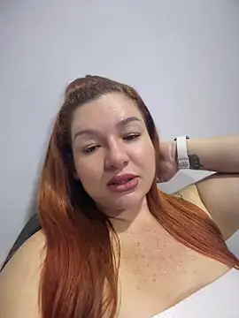 Snapshot of Bigass_curvy chatting on June 22, 2026, 12:24 am Bigass curvy online show from June 22, 2026, 12:24 am